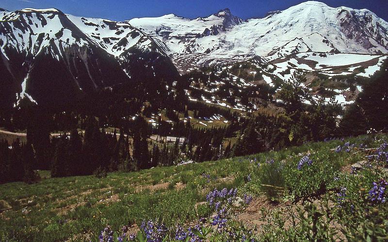1999-08 Jon and Bobbi Mt Rainier NP 04.jpg